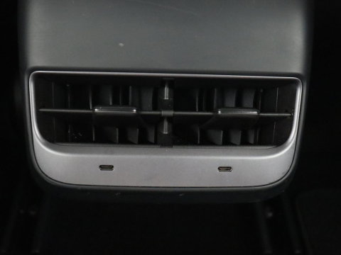 Tesla Model 3 Standard RWD Plus 60 kWh | SOH 91,8 % | Panoramadak | Lederen bekleding | Stoelverwarming | Stuurwielverwarming