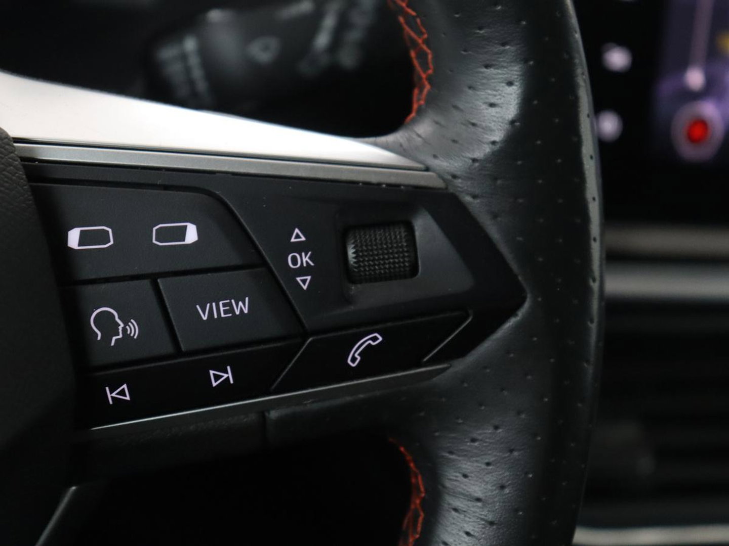 SEAT Tarraco 1.5 TSI FR Business Intense | Trekhaak | Camera | LED | Apple Carplay | Beats Audio |