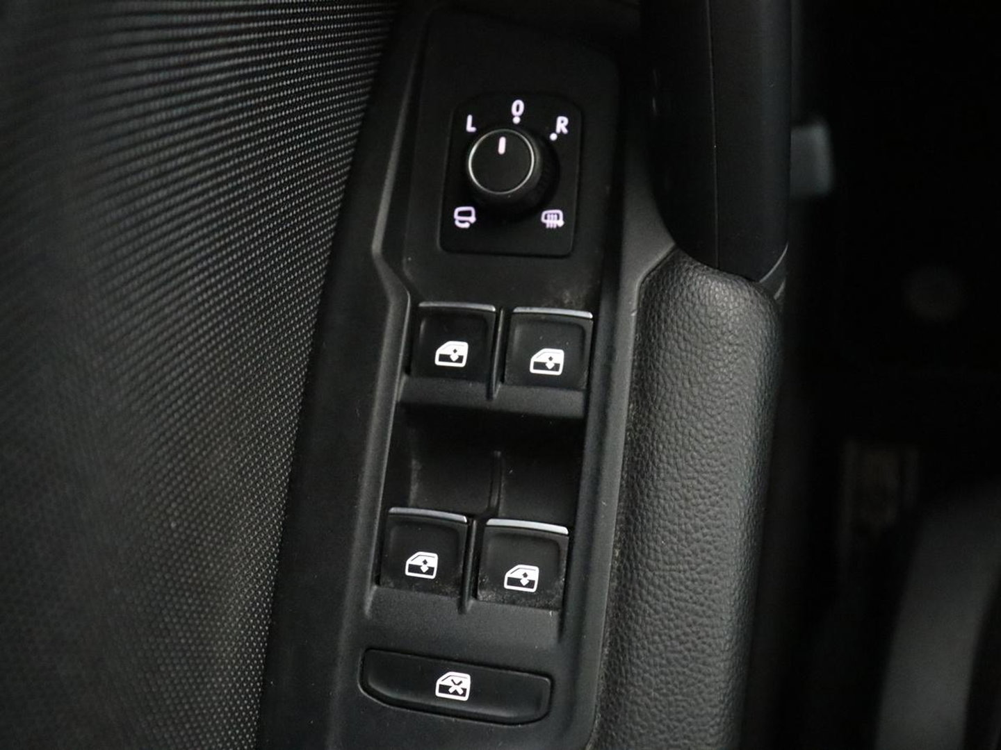 SEAT Tarraco 1.5 TSI FR Business Intense | Trekhaak | Camera | LED | Apple Carplay | Beats Audio |