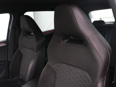 SEAT Tarraco 1.5 TSI FR Business Intense | Trekhaak | Camera | LED | Apple Carplay | Beats Audio |