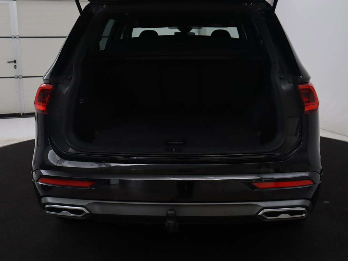 SEAT Tarraco 1.5 TSI FR Business Intense | Trekhaak | Camera | LED | Apple Carplay | Beats Audio |
