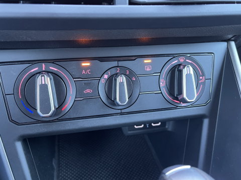 Volkswagen Polo 1.0 TSI Highline | Apple Carplay | Android Auto | Airconditioning | Lichtmetaal 15'' | Start & Stop |