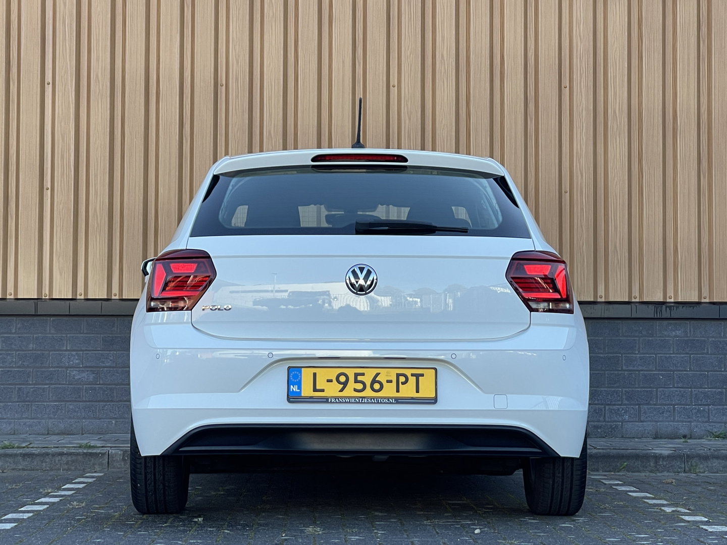 Volkswagen Polo 1.0 TSI Highline | Apple Carplay | Android Auto | Airconditioning | Lichtmetaal 15'' | Start & Stop |