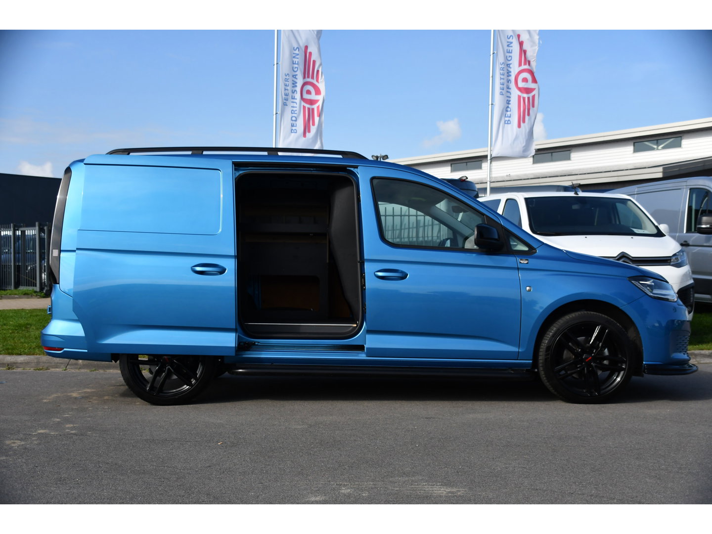 Volkswagen Caddy Cargo Maxi 2.0 TDI PB Edition Virtual, Cruise, Camera, Carplay, 122pk, Automaat, multimedia, Clima, LED, Trekhaak, Uniek!