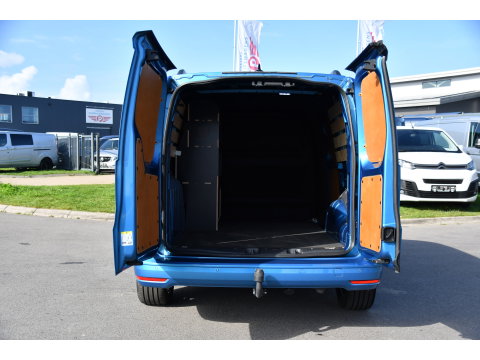 Volkswagen Caddy Cargo Maxi 2.0 TDI PB Edition Virtual, Cruise, Camera, Carplay, 122pk, Automaat, multimedia, Clima, LED, Trekhaak, Uniek!