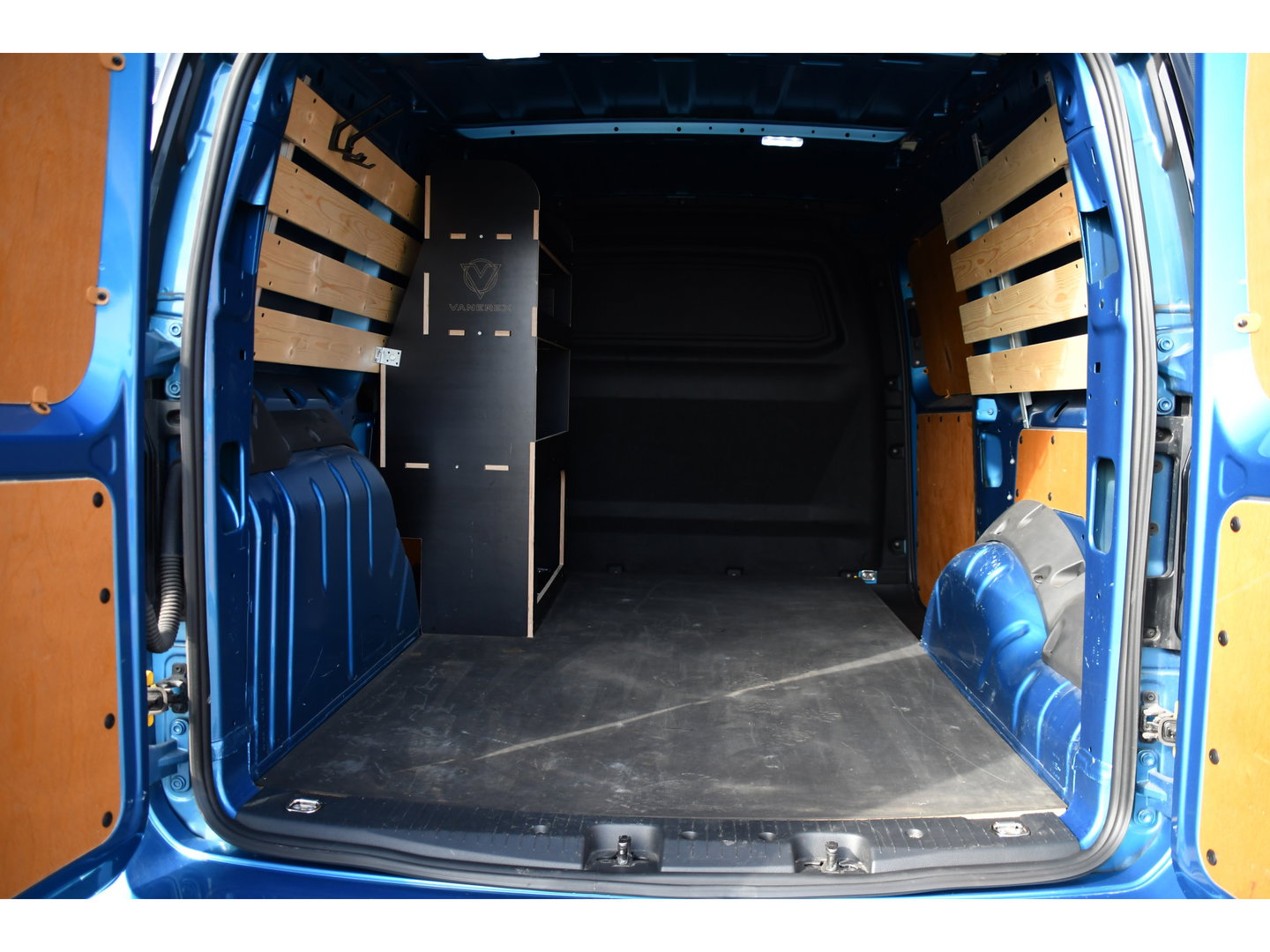 Volkswagen Caddy Cargo Maxi 2.0 TDI PB Edition Virtual, Cruise, Camera, Carplay, 122pk, Automaat, multimedia, Clima, LED, Trekhaak, Uniek!