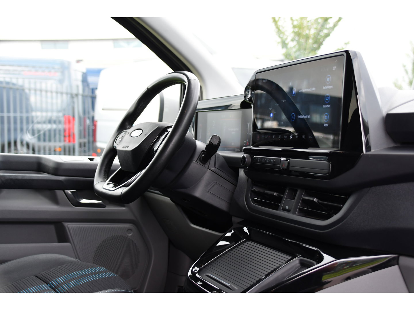 Ford Transit Custom 320 2.0 TDCI L2H1 Sport DC 360 Camera, Adaptieve Cruise, Carplay, LED, 170pk, Elektrische stoel, Stuurverwarming, Stoelverwarming, Sensoren, Uniek!
