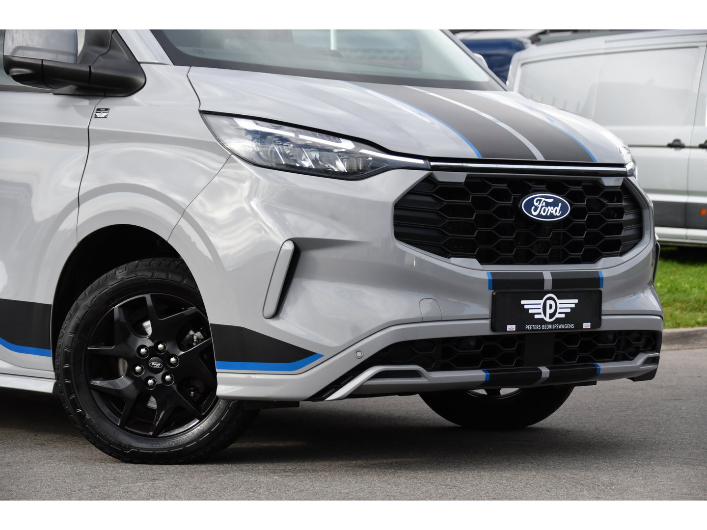 Ford Transit Custom 320 2.0 TDCI L2H1 Sport DC 360 Camera, Adaptieve Cruise, Carplay, LED, 170pk, Elektrische stoel, Stuurverwarming, Stoelverwarming, Sensoren, Uniek!