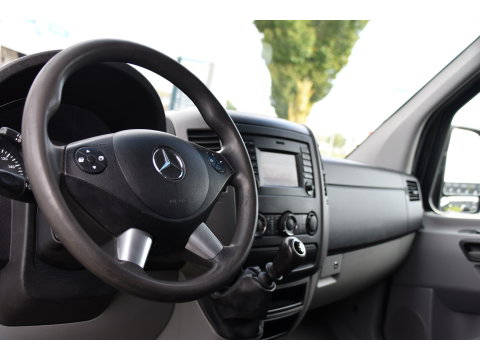 Mercedes-Benz Sprinter 316 2.2 L2H2 Black Edition Euro 6, 3500kg Trekhaak, 2 x Schuifdeur, Camera, Cruise, 164pk, Multimedia, Uniek!