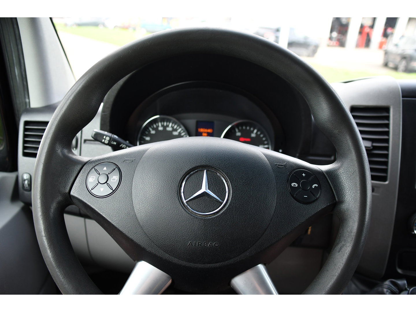 Mercedes-Benz Sprinter 316 2.2 L2H2 Black Edition Euro 6, 3500kg Trekhaak, 2 x Schuifdeur, Camera, Cruise, 164pk, Multimedia, Uniek!
