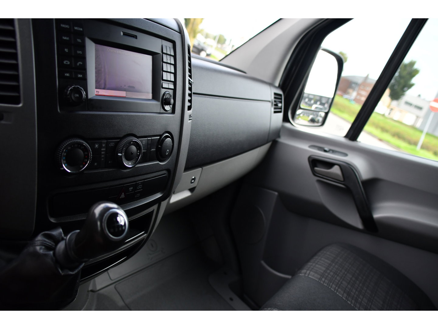 Mercedes-Benz Sprinter 316 2.2 L2H2 Black Edition Euro 6, 3500kg Trekhaak, 2 x Schuifdeur, Camera, Cruise, 164pk, Multimedia, Uniek!