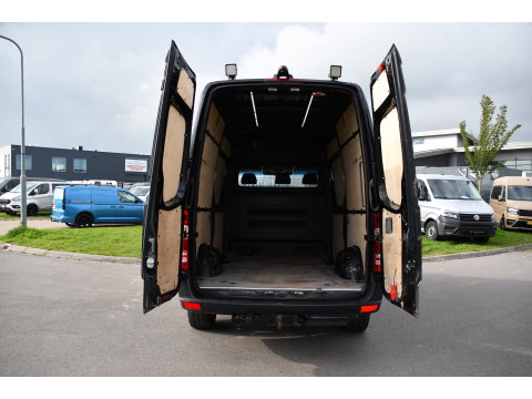 Mercedes-Benz Sprinter 316 2.2 L2H2 Black Edition Euro 6, 3500kg Trekhaak, 2 x Schuifdeur, Camera, Cruise, 164pk, Multimedia, Uniek!