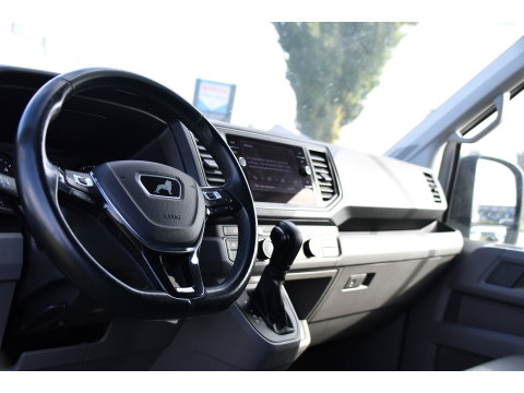 MAN TGE 3.180 35 2.0 L3H3 4x4 PB Edition Camera, Cruise, Carplay, LED, 177pk, Stoelverwarming, Leder, Geveerde stoel, Trekhaak, Automaat, Uniek!