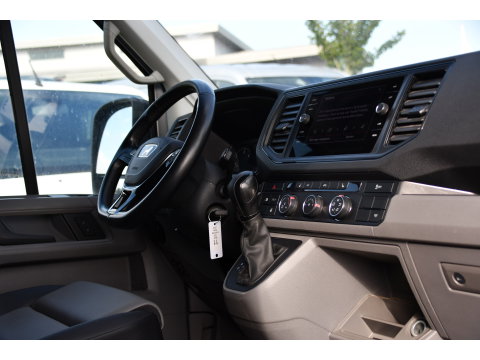 MAN TGE 3.180 35 2.0 L3H3 4x4 PB Edition Camera, Cruise, Carplay, LED, 177pk, Stoelverwarming, Leder, Geveerde stoel, Trekhaak, Automaat, Uniek!