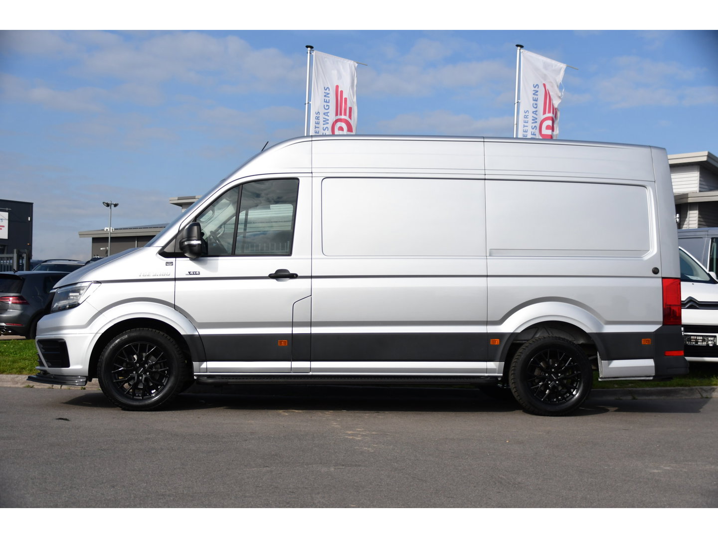 MAN TGE 3.180 35 2.0 L3H3 4x4 PB Edition Camera, Cruise, Carplay, LED, 177pk, Stoelverwarming, Leder, Geveerde stoel, Trekhaak, Automaat, Uniek!
