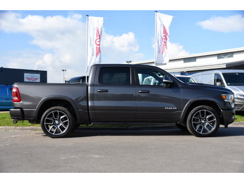 Dodge Ram 1500 5.7 V8 4x4 Crew Cab 5'7 Laramie Adaptieve Cruise, 360 Camera, PANO, Carplay, Luchtvering, LED, Leder, 3500kg Trekhaak, Stoelverwarming, Uniek!