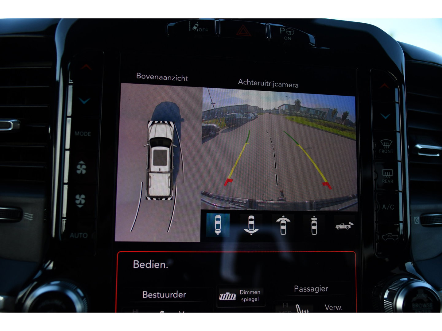 Dodge Ram 1500 5.7 V8 4x4 Crew Cab 5'7 Laramie Adaptieve Cruise, 360 Camera, PANO, Carplay, Luchtvering, LED, Leder, 3500kg Trekhaak, Stoelverwarming, Uniek!