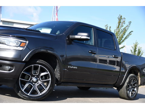 Dodge Ram 1500 5.7 V8 4x4 Crew Cab 5'7 Laramie Adaptieve Cruise, 360 Camera, PANO, Carplay, Luchtvering, LED, Leder, 3500kg Trekhaak, Stoelverwarming, Uniek!