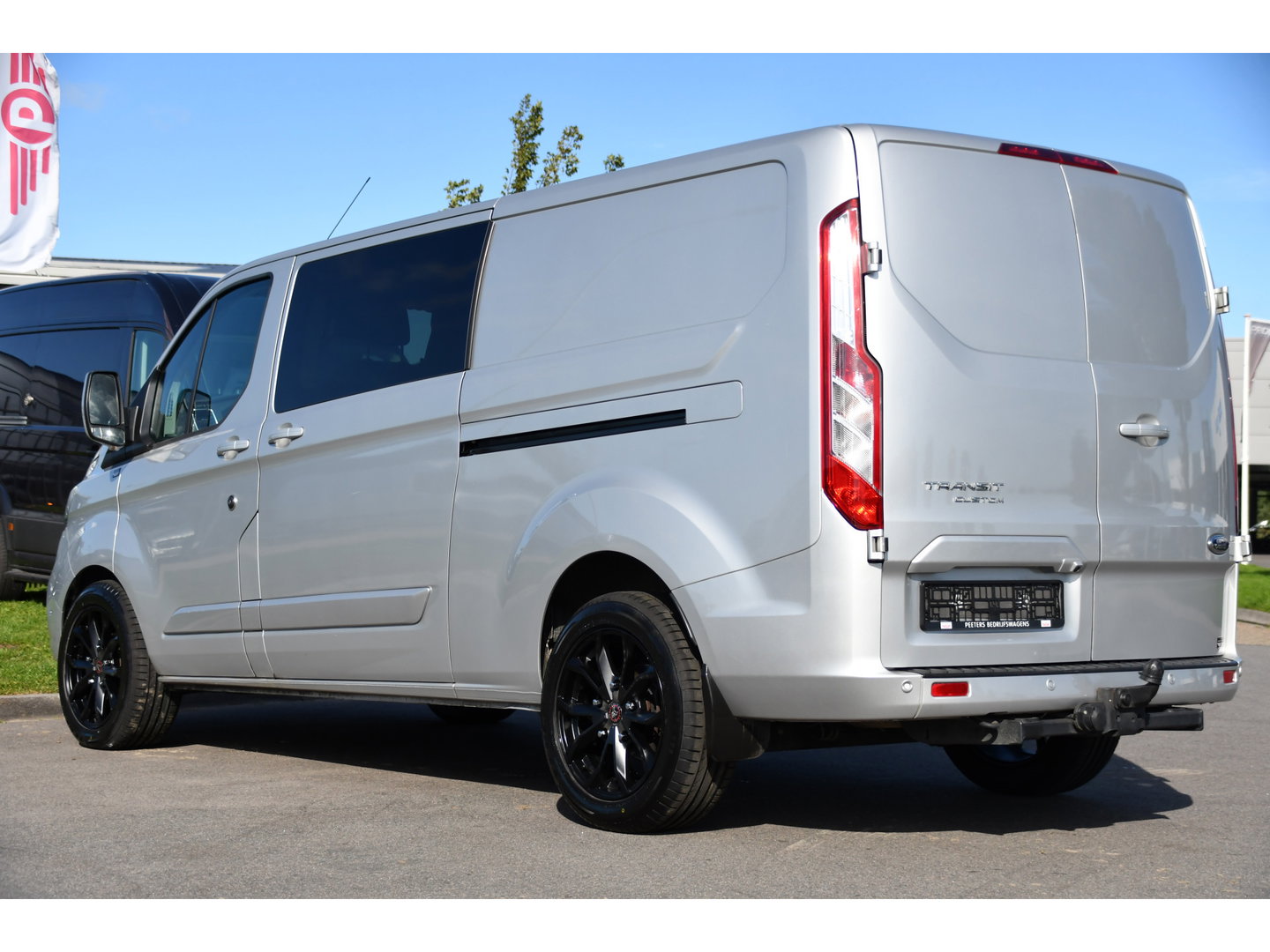 Ford Transit Custom 300 2.0 TDCI L2H1 Limited PB Edition Camera, Cruise, Carplay, LED, 2 x Schuifdeur, NAVI, Trekhaak, Stoelverwarming, Automaat, Uniek!