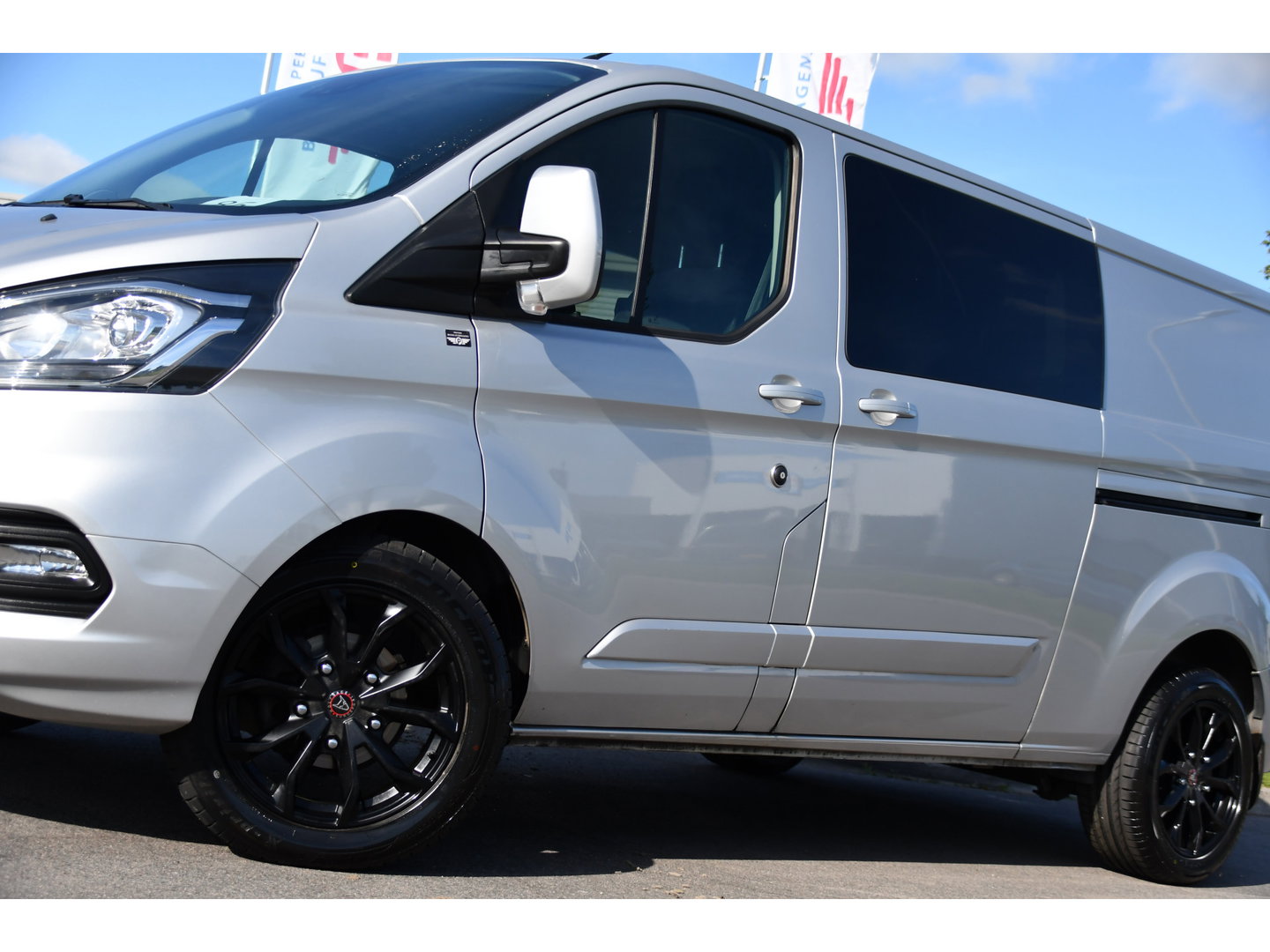 Ford Transit Custom 300 2.0 TDCI L2H1 Limited PB Edition Camera, Cruise, Carplay, LED, 2 x Schuifdeur, NAVI, Trekhaak, Stoelverwarming, Automaat, Uniek!