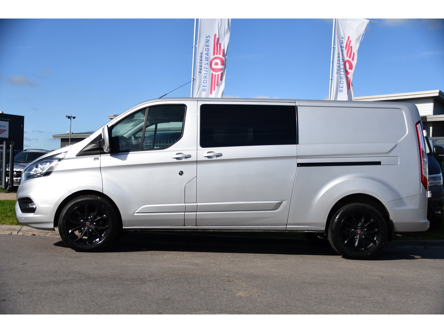 Ford Transit Custom 300 2.0 TDCI L2H1 Limited PB Edition Camera, Cruise, Carplay, LED, 2 x Schuifdeur, NAVI, Trekhaak, Stoelverwarming, Automaat, Uniek!