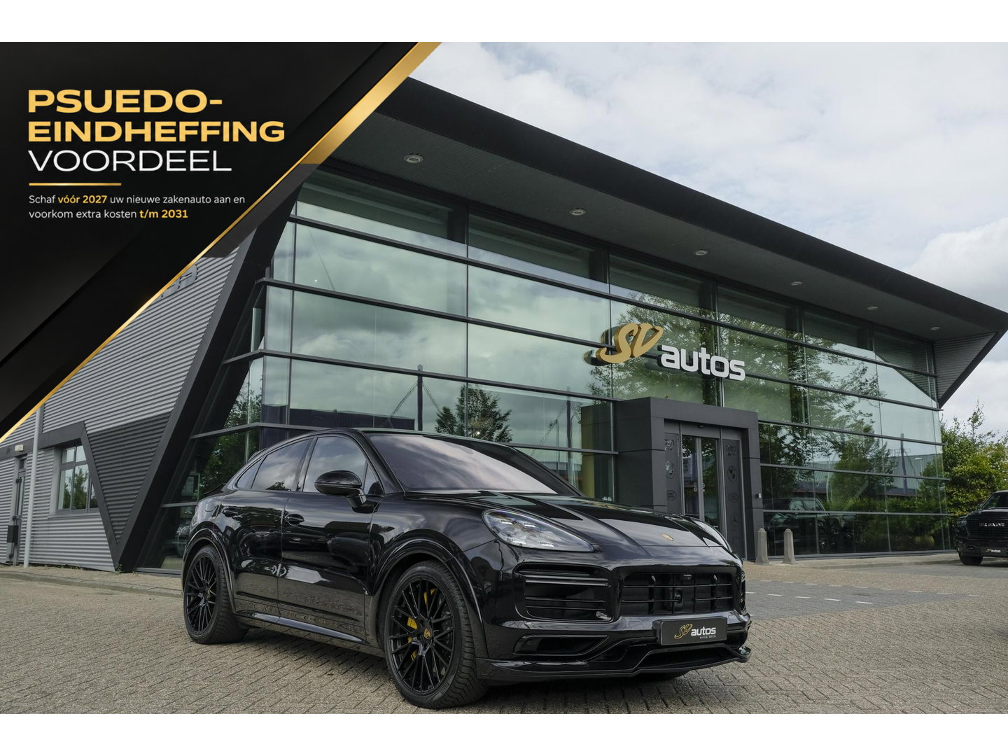 Porsche Cayenne Coupé 4.0 V8 Turbo S 680pk E-Hybrid Panoramadak *SOH 89%* Keramisch *BTW* Massage Trekhaak Stoelkoeling Luchtvering