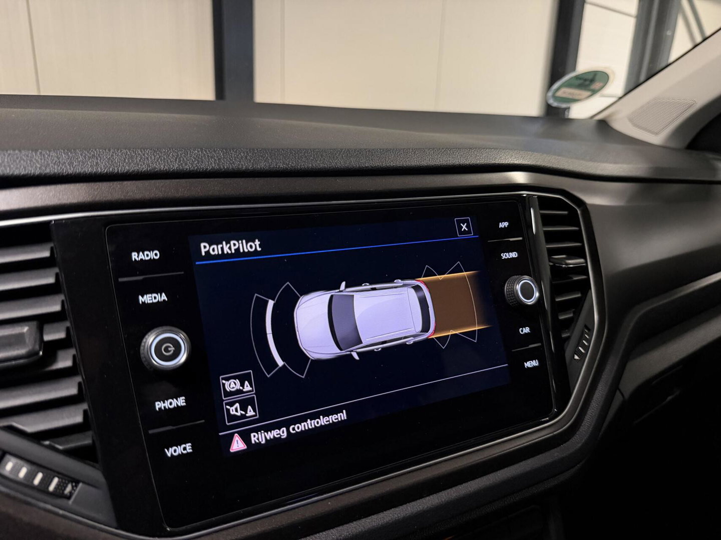 Volkswagen T-Roc 1.0 TSI Style Carplay Cruise Trekhaak NAP