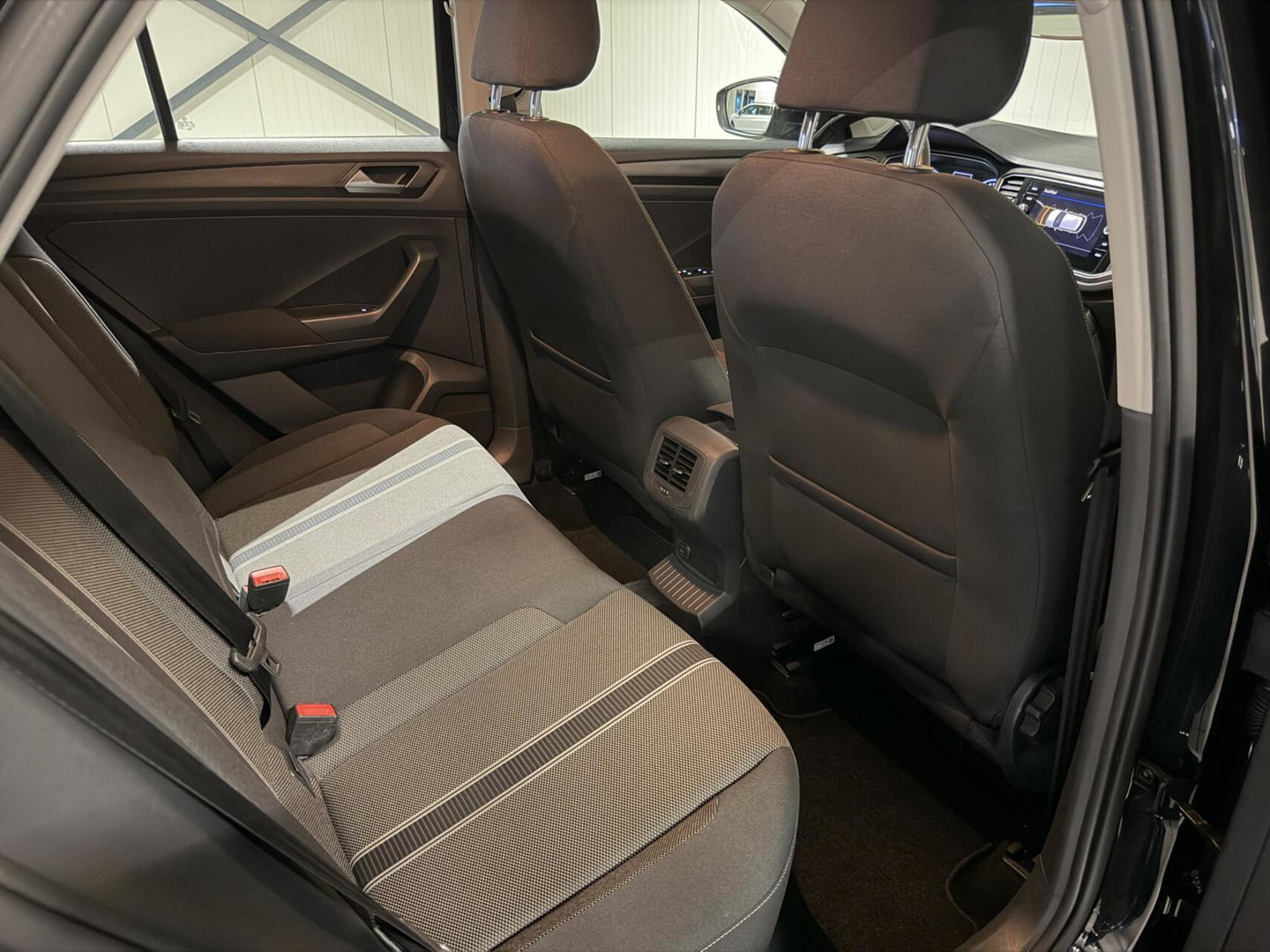 Volkswagen T-Roc 1.0 TSI Style Carplay Cruise Trekhaak NAP