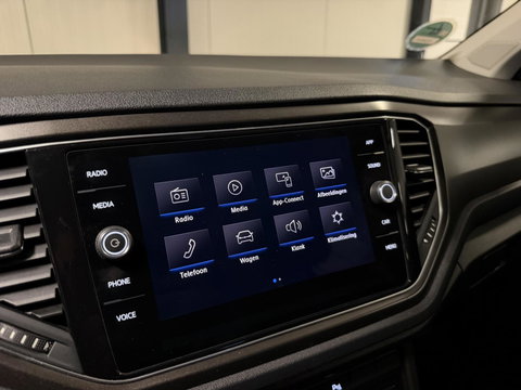 Volkswagen T-Roc 1.0 TSI Style Carplay Cruise Trekhaak NAP