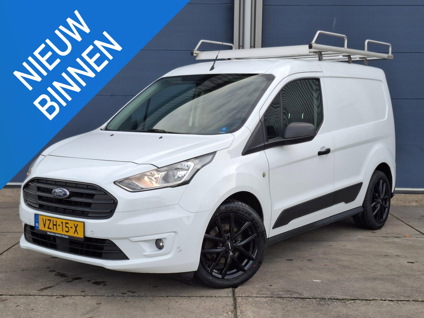 Ford Transit Connect 1.0 Ecoboost L1 Trend BENZINE / CAMERA / 3 ZITS / IMPERIAL / TREKHAAK