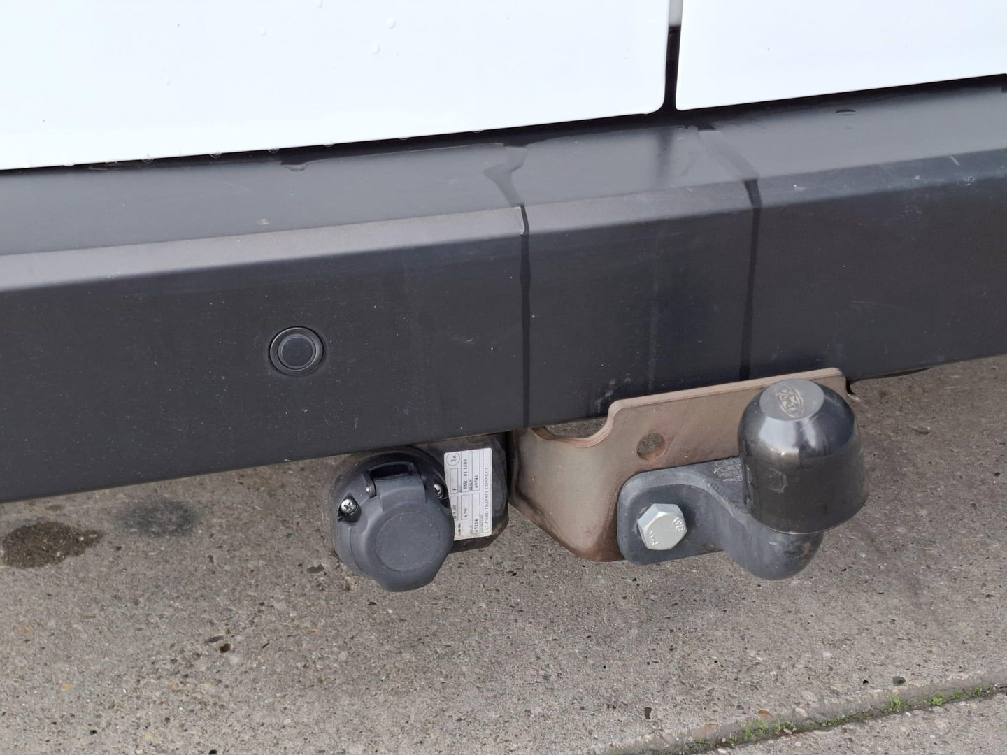 Ford Transit Connect 1.0 Ecoboost L1 Trend BENZINE / CAMERA / 3 ZITS / IMPERIAL / TREKHAAK