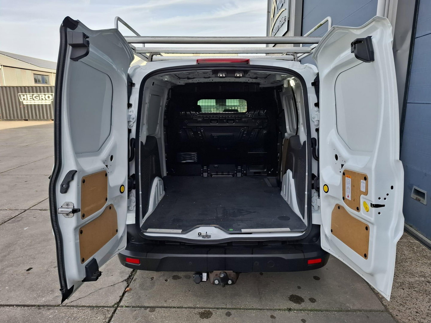 Ford Transit Connect 1.0 Ecoboost L1 Trend BENZINE / CAMERA / 3 ZITS / IMPERIAL / TREKHAAK