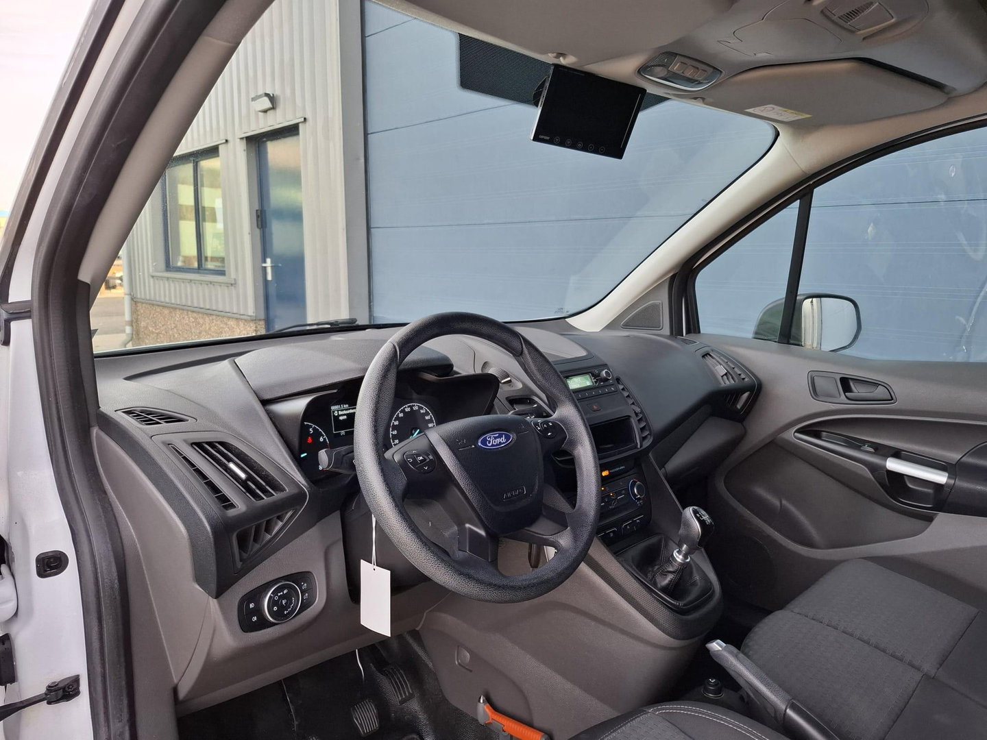 Ford Transit Connect 1.0 Ecoboost L1 Trend BENZINE / CAMERA / 3 ZITS / IMPERIAL / TREKHAAK