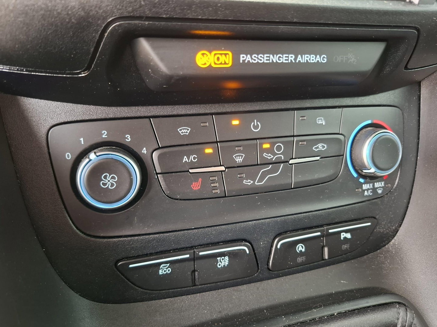 Ford Transit Connect 1.0 Ecoboost L1 Trend BENZINE / CAMERA / 3 ZITS / IMPERIAL / TREKHAAK
