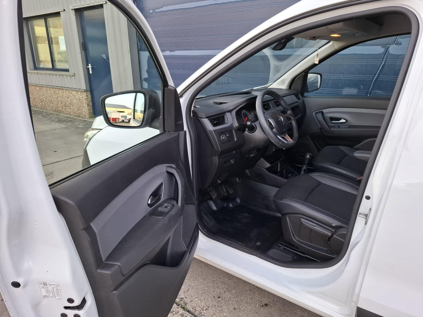 Renault Express 1.5 dCi 75 Comfort AIRCO / CRUISE CONTROLE / EURO 6 / TREKHAAK