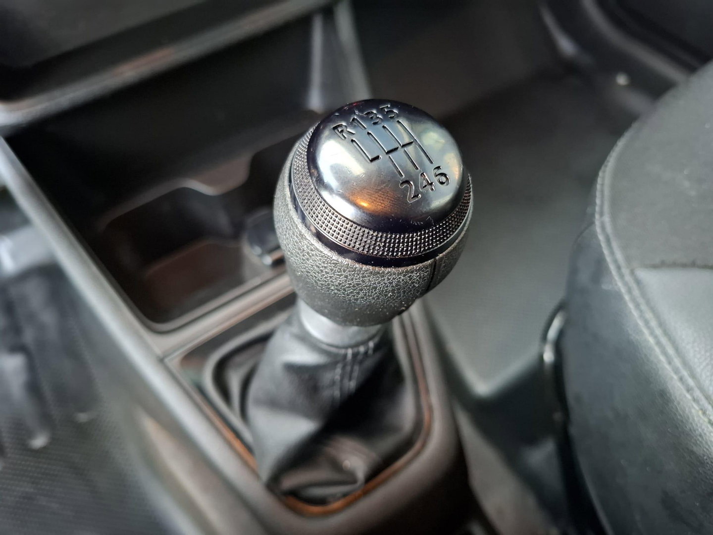 Renault Express 1.5 dCi 75 Comfort AIRCO / CRUISE CONTROLE / EURO 6 / TREKHAAK