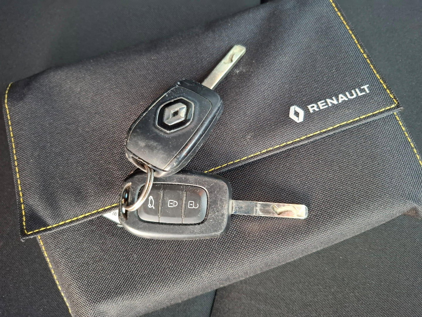 Renault Express 1.5 dCi 75 Comfort AIRCO / CRUISE CONTROLE / EURO 6 / TREKHAAK