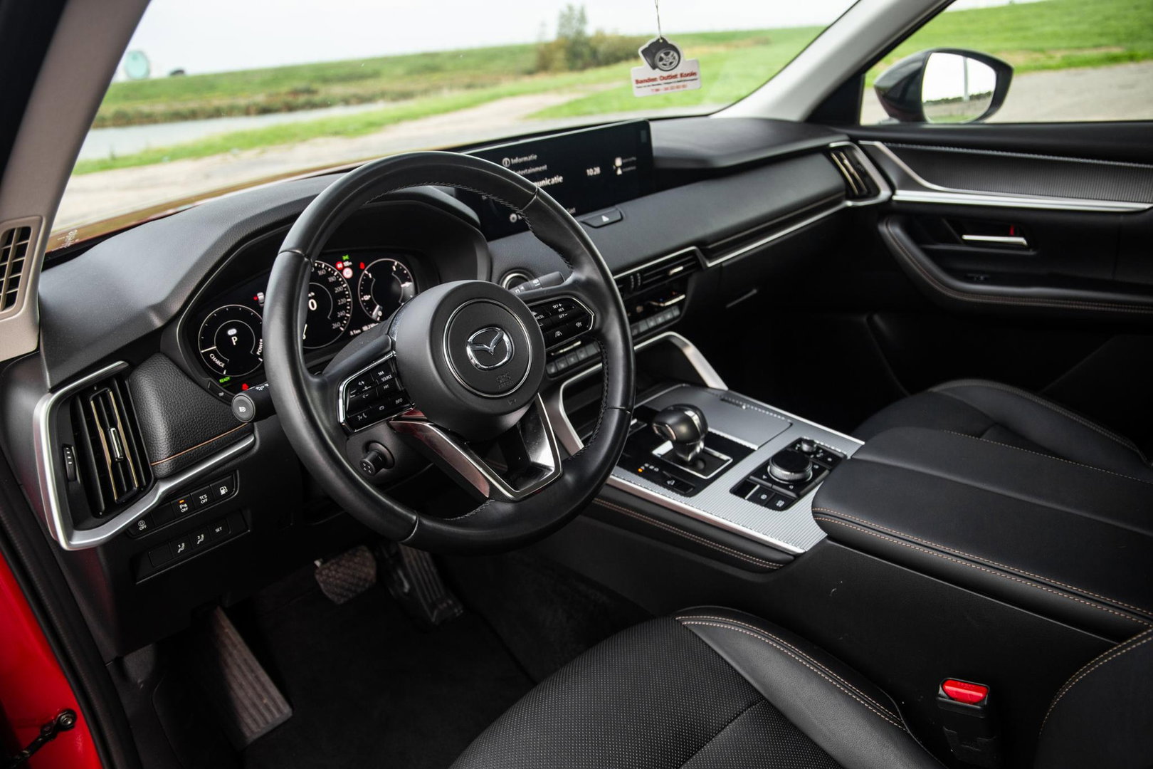 Mazda CX-60 2.5 e-SkyActiv PHEV Homura / STOELVERWARMING + KOELING / CARPLAY / ADAPTIVE CRUISE