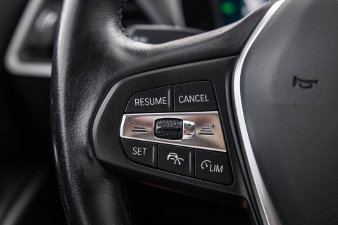 BMW 3 Serie Touring 320e LED / DEALER ONDERHOUDEN / CAMERA / CARPLAY / TREKHAAK