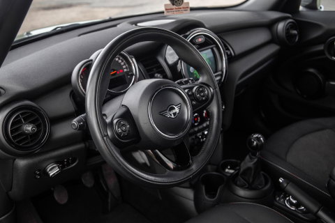 MINI 5-Deurs 1.5 One Chili AIRCO / 5 DEURS / GREY / PERFECT ONDERHOUDEN / BENZINE