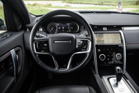 Land Rover Discovery Sport P300e 1.5 SE R-DYNAMIC / CARPLAY / LEER / DEALER ONDERHOUDEN / CAMERA