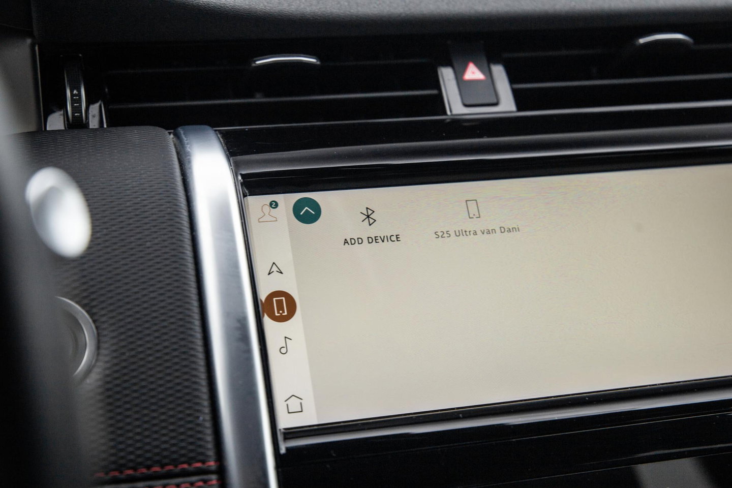 Land Rover Discovery Sport P300e 1.5 SE R-DYNAMIC / CARPLAY / LEER / DEALER ONDERHOUDEN / CAMERA