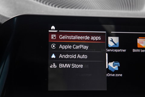 BMW 3 Serie Touring 320e LED / DEALER ONDERHOUDEN / CAMERA / CARPLAY / TREKHAAK
