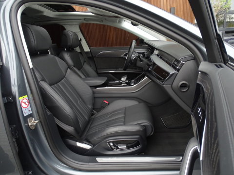 Audi A8 60 TFSi e Lang 449PK S line / B&O / TV's / alcantara / softclose / massage / 360°