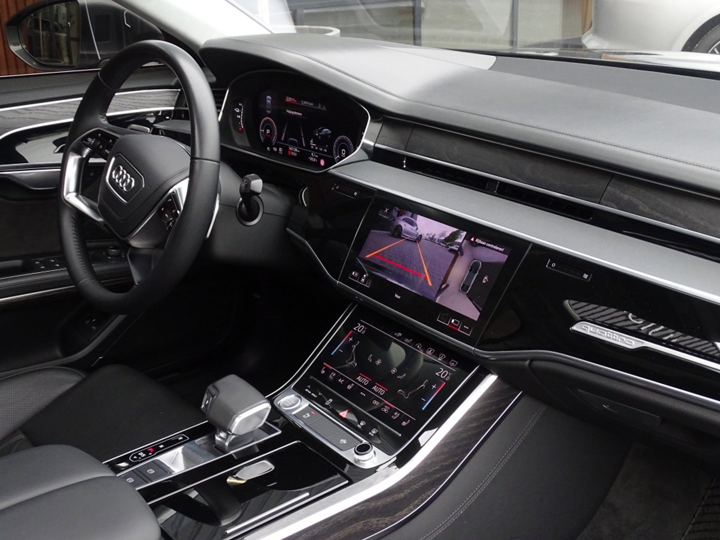 Audi A8 60 TFSi e Lang 449PK S line / B&O / TV's / alcantara / softclose / massage / 360°