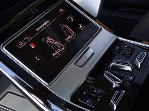Audi A8 60 TFSi e Lang 449PK S line / B&O / TV's / alcantara / softclose / massage / 360°