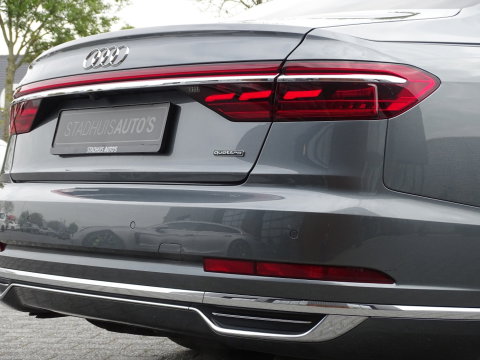 Audi A8 60 TFSi e Lang 449PK S line / B&O / TV's / alcantara / softclose / massage / 360°