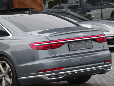 Audi A8 60 TFSi e Lang 449PK S line / B&O / TV's / alcantara / softclose / massage / 360°