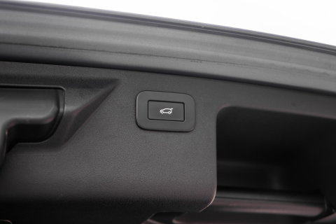 Land Rover Discovery Sport P300e 1.5 SE R-DYNAMIC / CARPLAY / LEER / DEALER ONDERHOUDEN / CAMERA