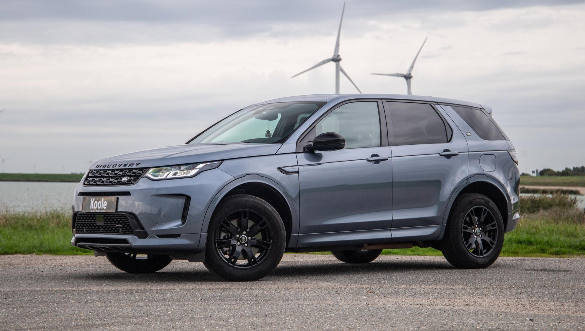 Land Rover Discovery Sport P300e 1.5 SE R-DYNAMIC / CARPLAY / LEER / DEALER ONDERHOUDEN / CAMERA